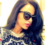 Layal aboud sur yala.fm